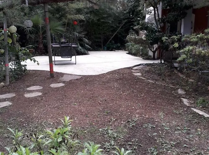 Jardin Et Bambous, Cosy, Classe 2 Etoiles * Марсейан
